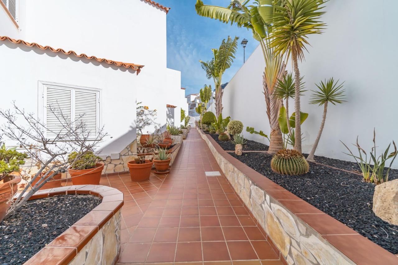 Apartment In Balcon Del Atlantico Costa Adeje (Tenerife)